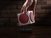 De Retro Cube 2 Speaker - N Edition heeft ondersteuning voor draadloos opladen.