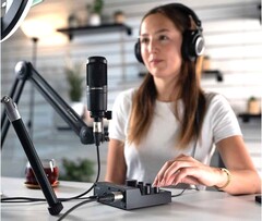 De AT-UMX3 is een gebruiksvriendelijke geluidsmixer voor podcasters en live streamers. (Bron: Audio-Technica Japan)