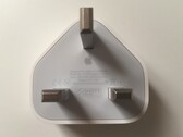 Een iPhone-oplader van Salcomp. (Bron: Apple Community)