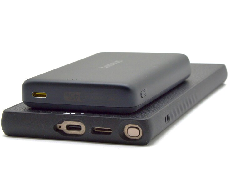 Baseus PicoGo AM52 MagSafe Powerbank getest