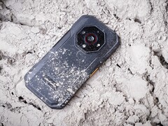 De Armor X32 Pro is een nieuwe robuuste smartphone met een nachtzichtcamera (Afbeelding bron: Ulefone)
