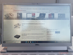 De Dell G15 5510 in de schaduw...