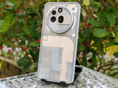 Nothing Phone 3a Pro (Afbeelding Bron: Notebookcheck)