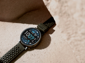 De Amazfit Active Max smartwatch, afgebeeld tegen een achtergrond met steentextuur. (Afbeeldingsbron: Amazfit)
