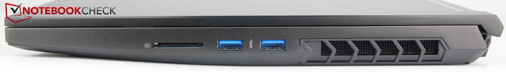 Rechts: SD-lezer, 2x USB-A 3.2 Gen1 (USB 3.0)