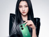 De Huawei Nova 11 SE in een van de drie lanceringskleuren. (Afbeeldingsbron: Weibo)