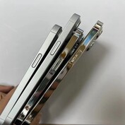 iPhone 14 replica's. (Afbeelding bron: SonnyDickson)