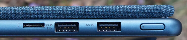 Aansluitingen rechts: microSD-slot, 2x USB-A (5 Gbit/s)