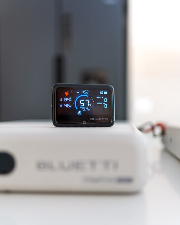 Bluetti biedt ook het optionele Display 1 Magnetisch scherm