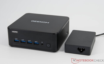 Geekom IT13 Max met voeding (19 V; 6,32 A)