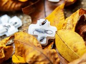 Deck Buttons biedt zes verschillende, transparante D-pads met insecten erin. (Afbeelding: Deck Buttons)