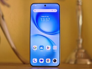 Vivo X200 FE beoordeeld (Foto bron: Marcus Herbrich)