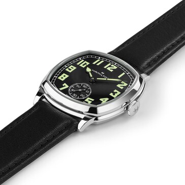 Het Hamilton H36129730 horloge heeft een zwarte wijzerplaat