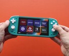 Retroid Pocket G2 handheld console met het emulatiemenu met pictogrammen voor GameCube, Game Boy, Super Nintendo, Wii en Nintendo Switch (bron: Retro Game Corps via YouTube)