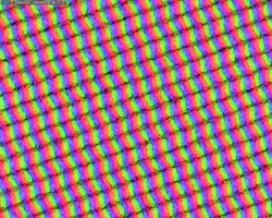 Enigszins korrelige subpixels door de matte overlay