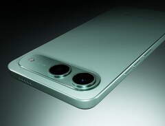 Een van de twee camera&#039;s aan de achterkant van de Tecno Spark Go budgetsmartphone is nep, om wat voor reden dan ook. (Afbeeldingsbron: Tecno)