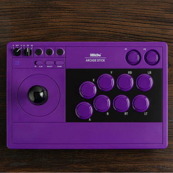 De paarse 8BitDo Arcade Stick is nu te koop op Amazon en op de website van 8BitDo.