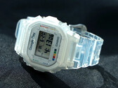 De Casio G-Shock x Google Play collab (afbeelding) met een doorschijnende hars kast en band. (Afbeeldingsbron: Google Play)