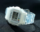 De Casio G-Shock x Google Play collab (afbeelding) met een doorschijnende hars kast en band. (Afbeeldingsbron: Google Play)