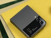 De Galaxy Z Flip5 zal een verbeterde 12 MP camera hebben. (Bron: NextPit)