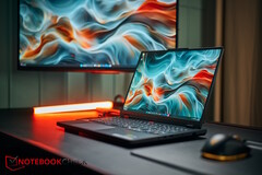 De Lenovo Legion Pro 5 16 IAX10 op het bureau