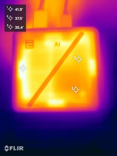 Sapphire Edge AI tijdens stresstest (bovenkant)