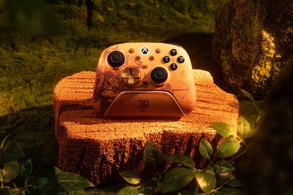 De Ultimate 3 Tomb Raider-controller voor de Xbox Tomb Raider 30th Anniversary Edition kan draadloos verbinding maken met Xbox-consoles.