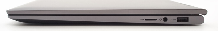 Rechts: microSD-kaartlezer, 3,5 mm hoofdtelefoonaansluiting, USB type-A