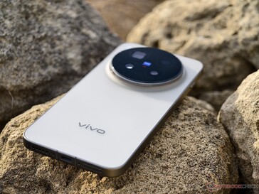 ...slaat een goed figuur als cameratelefoon.