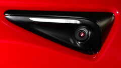 De nieuwe Tesla Model Y HW4-camera's (afbeelding: Zack/Twitter)