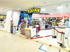Pokemon Center winkel in Japan wordt getoond