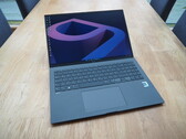 LG Gram 16 (2022) Laptop review: Lichtgewicht apparaat met stabiliteitsproblemen