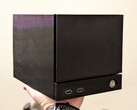 De Terk Box, die met een 3D-printer is geprint, lijkt bijna identiek aan de Steam Machine.