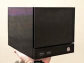 De Terk Box, die met een 3D-printer is geprint, lijkt bijna identiek aan de Steam Machine.