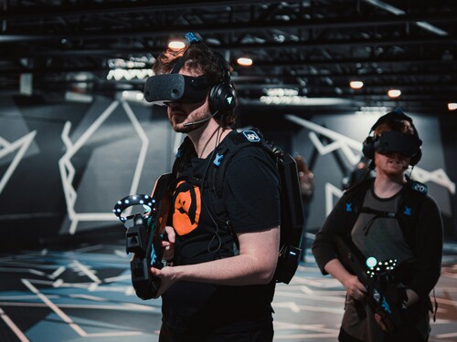AR en VR zullen een grote rol gaan spelen in de game-industrie (Bron: Unsplash)
