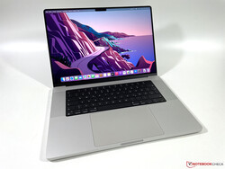 Review: Apple MacBook Pro 16 2021 M1 Max. Testmodel met dank aan Apple Duitsland.
