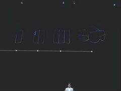 Samsung liet kort zijn roadmap zien met een drievoudige telefoon in de pijplijn. (Afbeeldingsbron: Samsung YouTube, Official Replay Unpacked 2025, bewerkt screenshot)