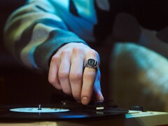 Nieuwe Casio Watches volgens geruchten zouden de onlangs uitgebrachte CRW-001 (afbeelding) kunnen opvolgen. (Afbeeldingsbron: Casio)
