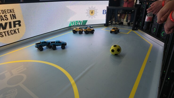 U kunt Rocket League ook spelen met „echte“ (RC) auto’s