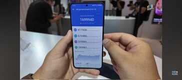 Samsung Galaxy S24 AnTuTu score (afbeelding via Khôi Ngọng op YouTube)