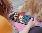 De Capcom Classics Bundle bevat de originele Resident Evil-trilogie. Afgebeeld: een promotiefoto van de Steam Deck met de coverafbeelding van de collectie.