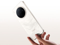 De Y500 Pro begint bij ongeveer $253. Afgebeeld: een promofoto van de telefoon. (Afbeeldingsbron: Vivo)