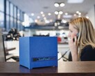 De nieuwe Kubb Essential mini PC van Bleujour is verkrijgbaar in verschillende leuke kleuren.