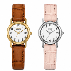 De Citizen EW1277-15A en de EW1273-08A (van links naar rechts)