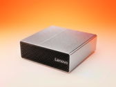 De Lenovo SFF RTX Spark heeft een minimale tweekleurige afwerking.