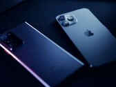 Bijna één op de twee verkochte smartphones is van Apple of Samsung.
