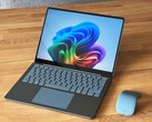 De originele Surface Laptop 13-inch wordt mogelijk binnenkort vervangen door een opvolger met een Snapdragon X2-processor.