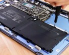 De Surface Pro 9 is aanzienlijk gemakkelijker te repareren dan zijn voorgangers. (Beeldbron: iFixit)