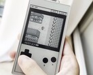 The Paper Boy S3 emuleert Game Boy-spellen op een E Ink-touchscreen.