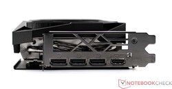 De externe poorten van de MSI GeForce RTX 4060 Ti Gaming X Trio 8G